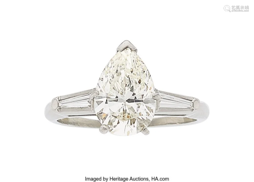 55134: Diamond, Platinum Ring Stones: Pear-shaped diam