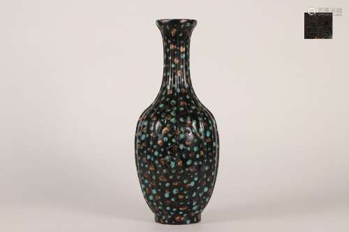 Black-glazed Vase