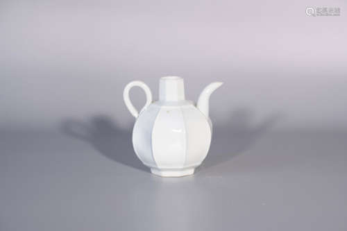 Song dynasty, misty blue six edges porcelain jug