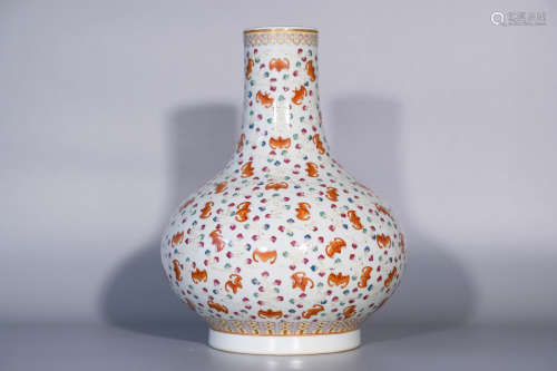 Qing dynasty, GUANG XU, famille rose porcelain vase