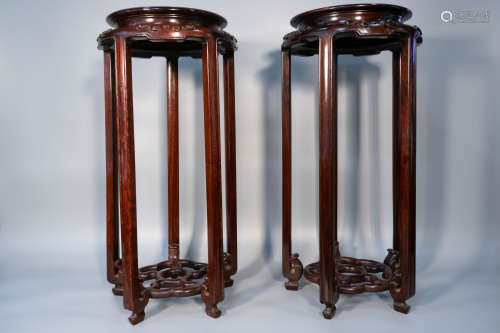 Qing dynasty, A pair of rosewood flower tables
