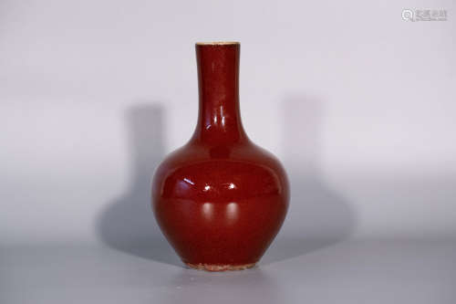 Qing dynasty, red glaze porcelain vase tianqiuping