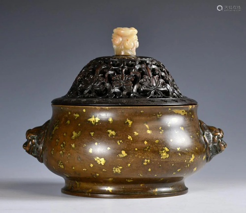 A Gold Splashed Bronze Censer, Xuande Mark, 18thC