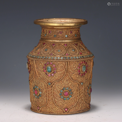 A Hard-stones Inlaid Silver Gilt Vase