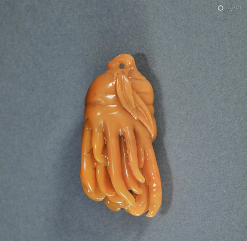 A Carved Tianhuang Fingered Citron