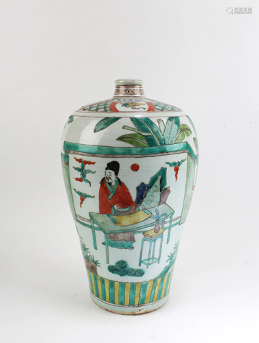 Chinese Famille Verte Pocelain Vase