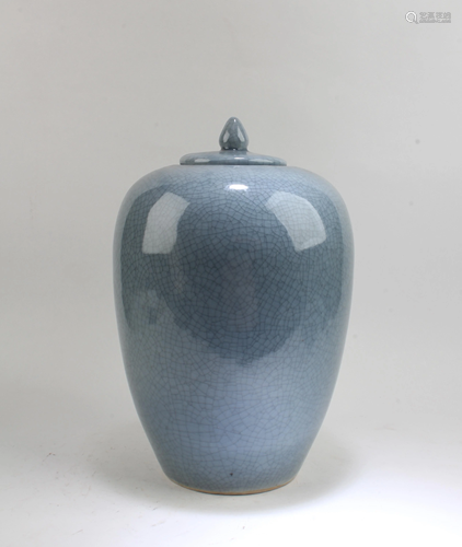 Chinese Crackleware Glazed Jar with Lid