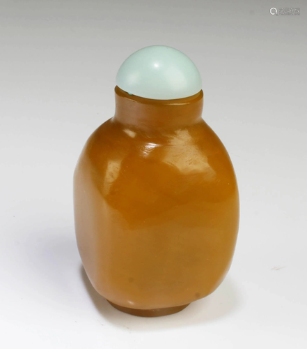 Antique Chinese Peking Glass Snuff Bottle