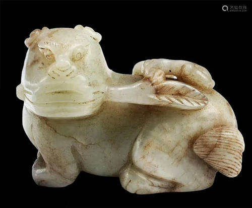 Chinese Carved Jade Mythical Beast Ornament, Ming