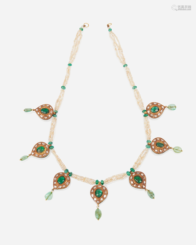 An Antique Indian emerald and pearl drop necklace