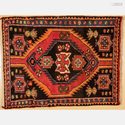 A Persian Mahal Wool Rug, 20th Century.