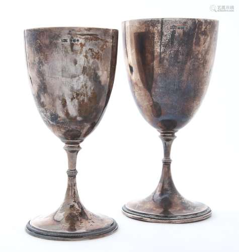 Two George V silver cups, goblet form with beaded foot, 16.5...