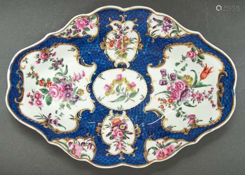 A Worcester scale blue ground dessert dish, c1770, painted i...