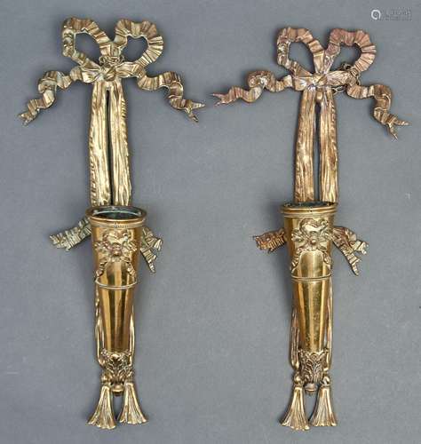 A pair of French brass wall lights, early 20th c, in Louis X...