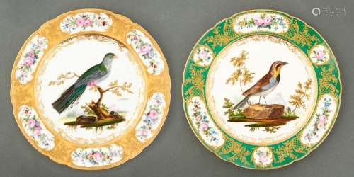 Two Paris ornithological-decorated porcelain plates, Feuille...