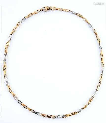 A 9ct two colour gold necklace, 44.5cm l, convention marked,...