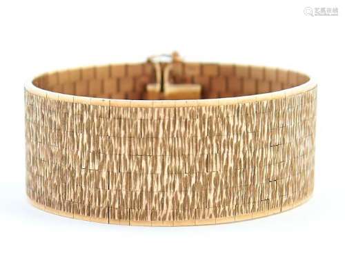 A 9ct gold bracelet, bark textured, 18cm l, maker J R incuse...