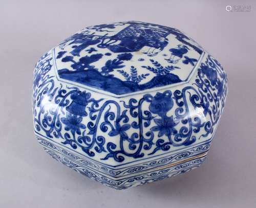 A CHINESE BLUE & WHITE OCTAGONAL PORCELAIN BOX & COVER - the...