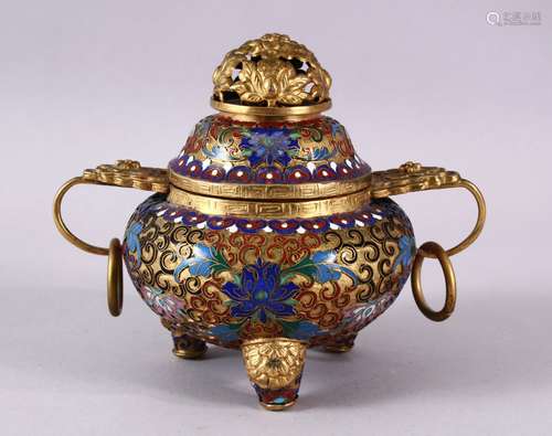 A CHINESE CLOISONNE TRIPLE FOOT CENSER & COVER, with raised ...