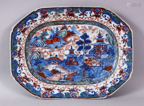 A CHINESE 18TH / 19TH CENTURY CLOBBERED PORCELAIN SERVING DI...