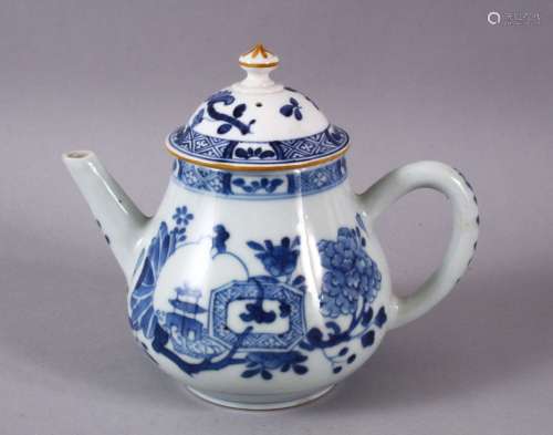 A CHINESE BLUE & WHITE PORCELAIN TEAPOT & COVER, decorated w...