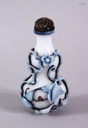 A GOOD CHINESE OVERLAY PEKING GLASS & AMBER GOURD FORMED SNU...