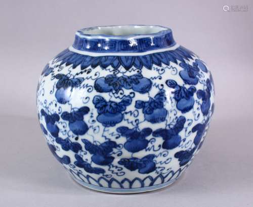 A CHINESE BLUE AND WHITE VASE, 14cm diameter.