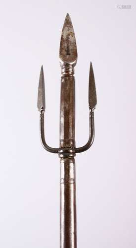 A FINE INDIAN STEEL TRIDENT SPEAR, 132CM