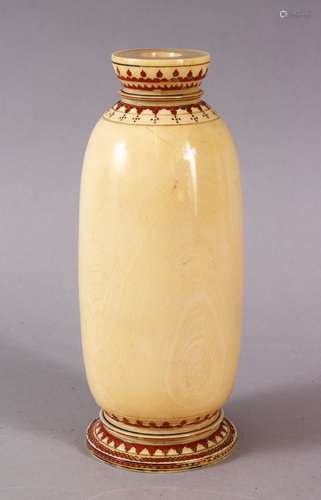 A FINE 18TH CENTURY SRI LANKAN POLYCHROME DECORATED IVORY BO...