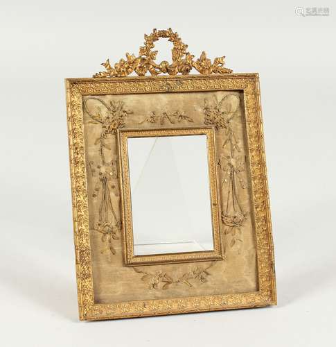 A GOOD PALAIS GILT AND FABRIC PHOTOGRAPH FRAME 8.5ins x 5.75...