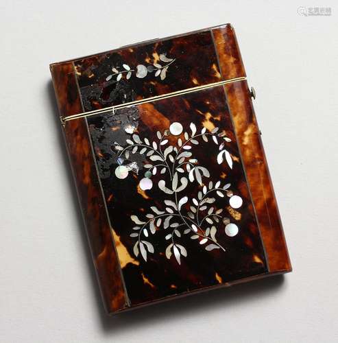 A VICTORIAN TORTOISE SHELL AND MOTHER OF PEARL CALLING CARD ...