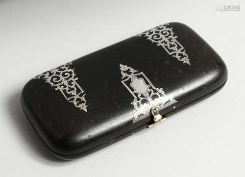 A VICTORIAN CIGAR CASE. 5.5ins long