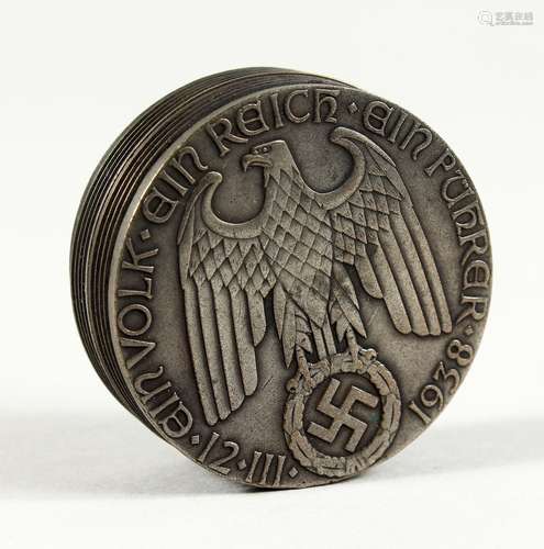 A REPRO NAZI BRONZE CIRCULAR SNUFF BOX 1.75ins