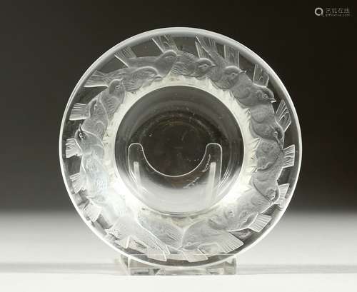 A SMALL LALIQUE DISH with birds. 3.5ins diameter, etched Lal...