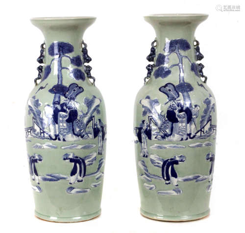 A pair of early 20th century Chinese vases from Qing dynasty