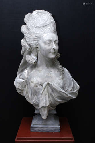 A plaster Marie Antoniette bust circa 1900