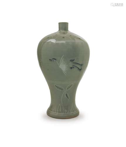 CELADON KOREAN CRANE VASE