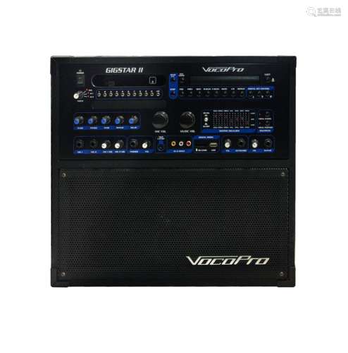 VOCOPRO GIGSTAR II PORTABLE 4-CHANNEL KARAOKE SYST