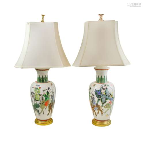 FAMILLE ROSE FIGURE LAMPS