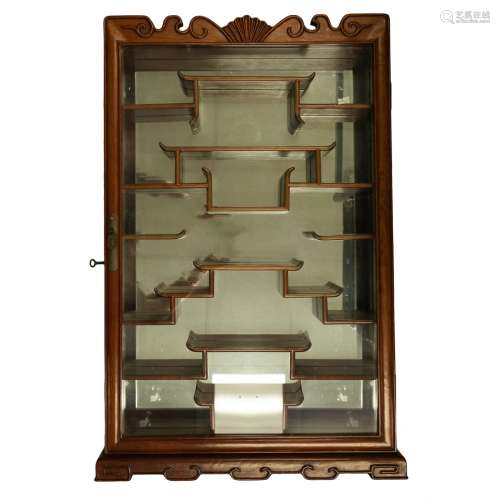 CHINESE SNUFF BOTTLE DISPLAY CASE