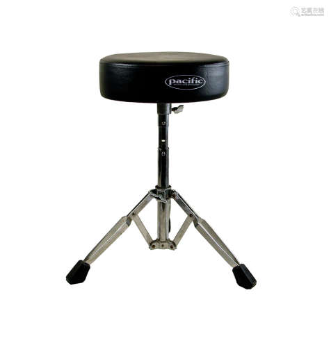 PACIFIC DRUMS THRONE/STOOL