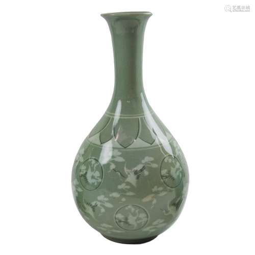 KOREAN CELADON CRANE VASE