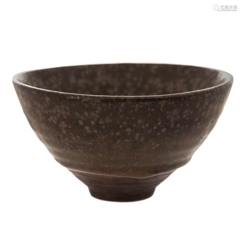 SONG DYNASTY STYLE TEA GLAZED BOWL