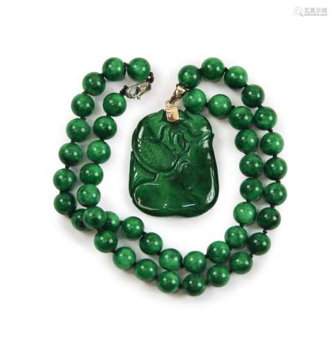 SPINICH JADE BEADED NECKLACE WITH PENDANT