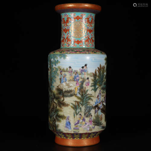 Chinese Famille Rose Gold Painted Porcelain Bottle