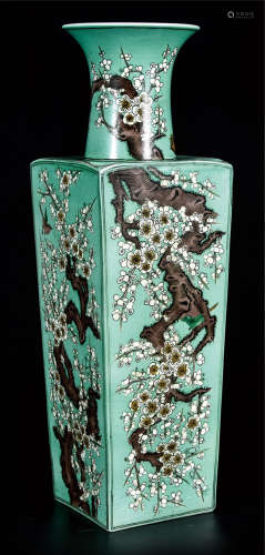 素三彩喜鹊登梅方瓶  早期购于北京拍卖公司