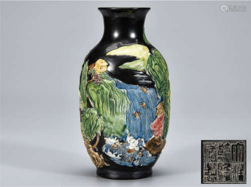 黑釉堆瓷山水瓶