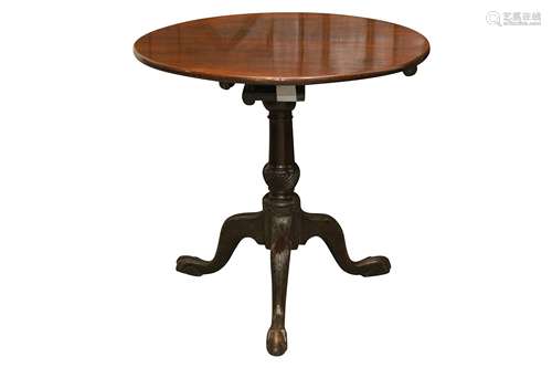 A GEORGE III STYLE MAHOGANY TILT TOP TABLE, 19TH CENTURY