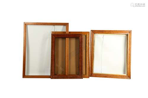 A MAPLE RECTANGULAR FRAME, 19TH CENTURY