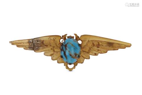 A HORN BROOCH, BY GEORGES PIERRE, CIRCA 1900